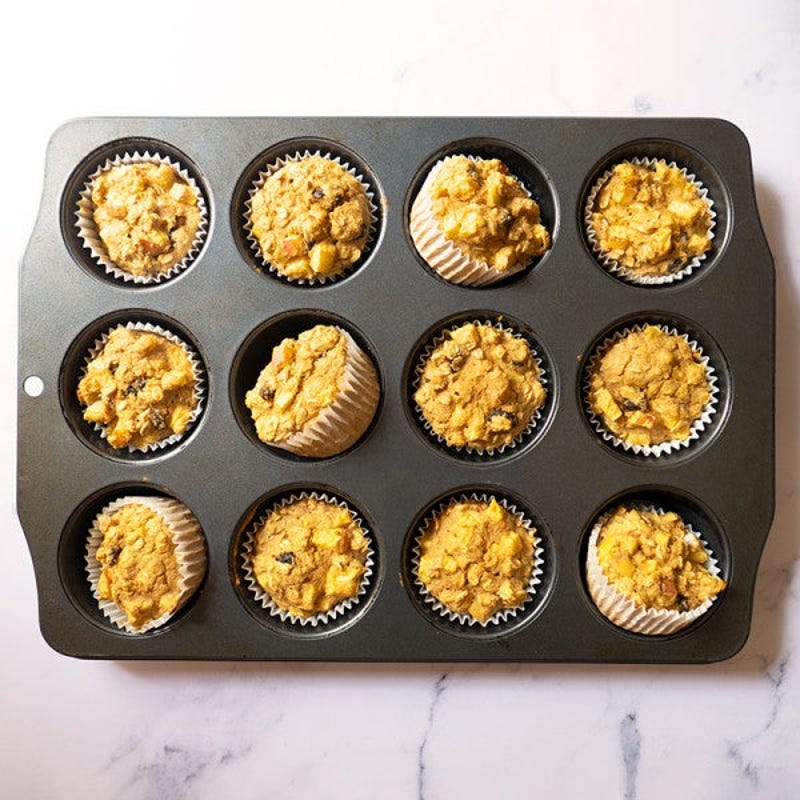 Photo de Muffins sans sucre ajouté aux flocons d’avoine et raisins secs avec pomme par WW