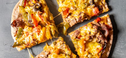 Philly cheesesteak pizza