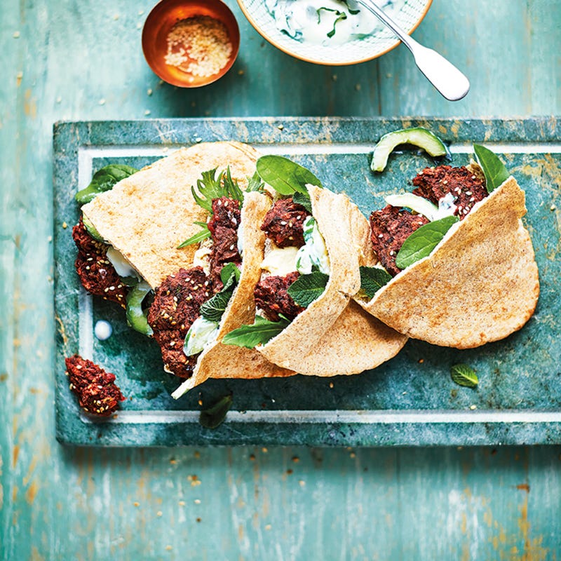 Pita mit Rote-Bete-Falafel