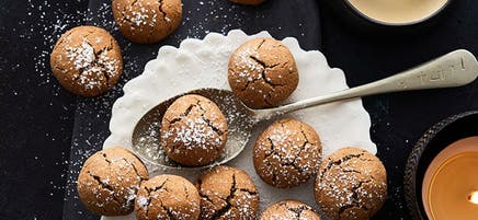 Mini macarons poivrés