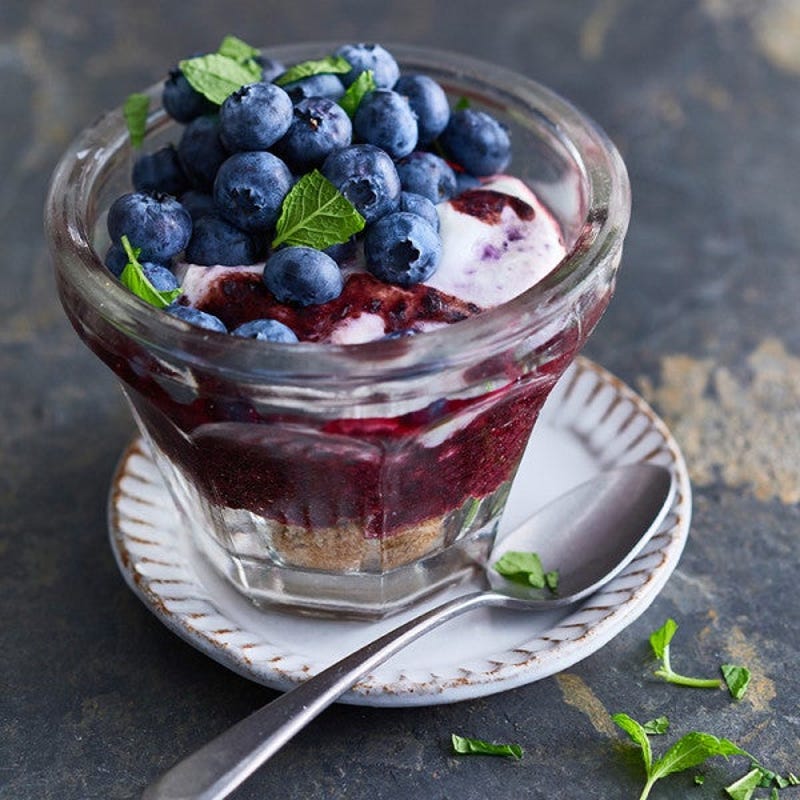 Cheesecake aux myrtilles en verrine