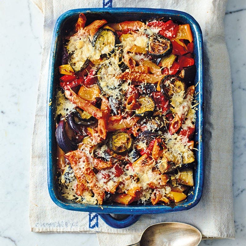 Mediterraner Nudelauflauf mit Gemüse