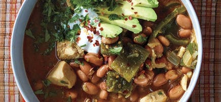 Chili au poulet et aux piments poblanos
