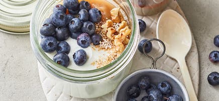 Yogourt aux fruits et à l'amarante