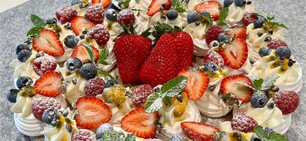 Anna's lemon cheesecake pavlova pull apart