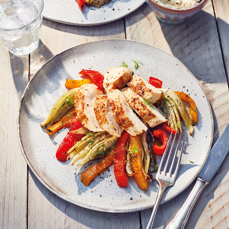 Buntes Gemüseblech mit Hähnchen