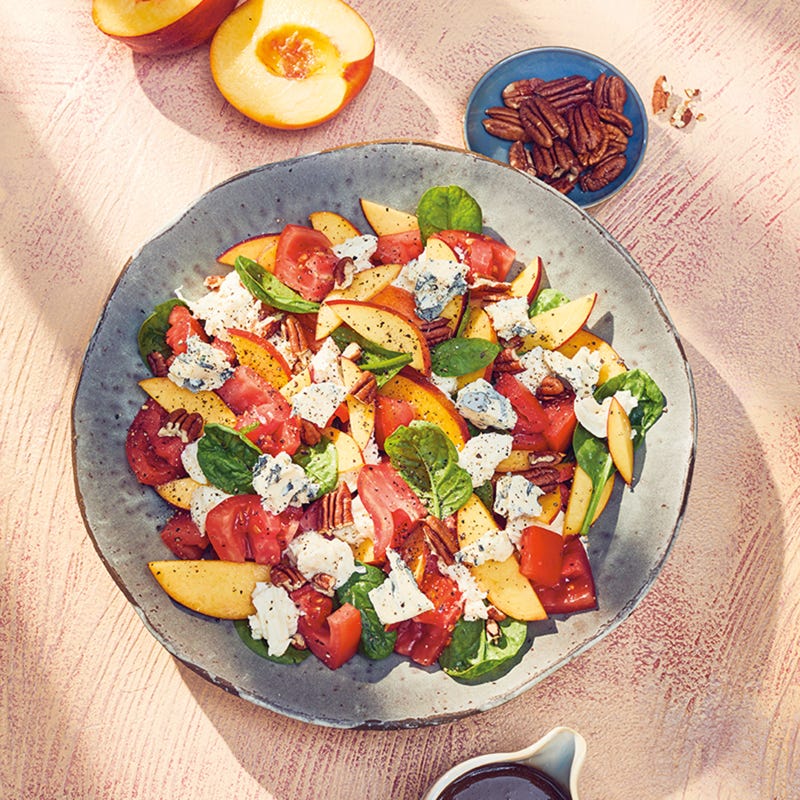 Tomaten-Nektarinen-Salat