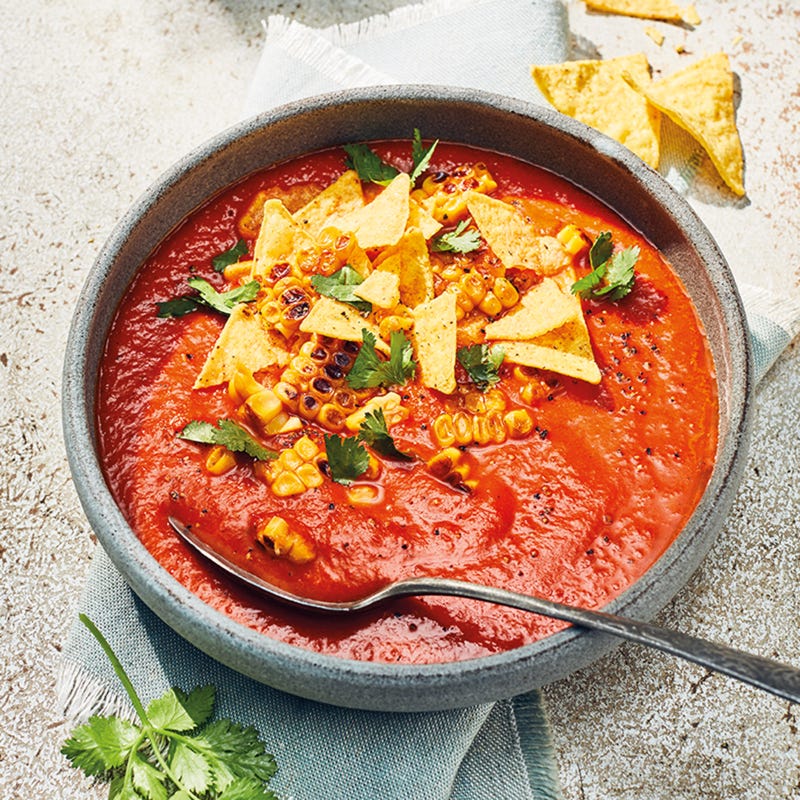 Tortillasuppe mit geröstetem Mais