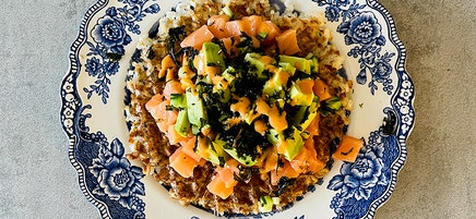 Sushivåffla med lax och avokado