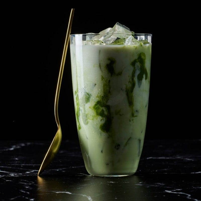 Photo de Le latté glacé au matcha The MacroBarista par WW