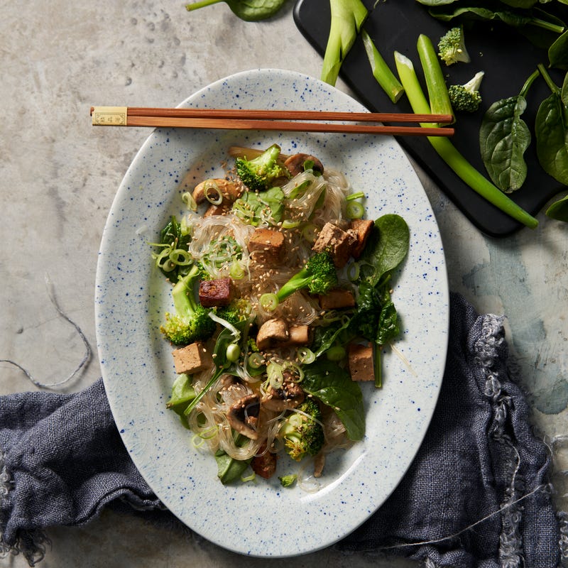 Photo de Tofu fumé aux nouilles et aux légumes prise par WW