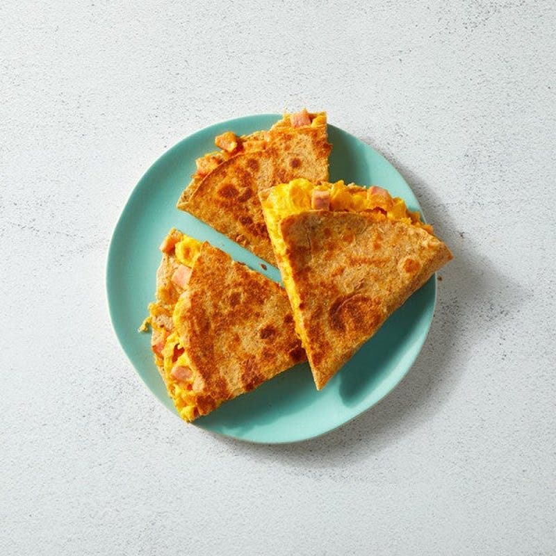Photo de Quesadillas déjeuner faciles au jambon et au fromage par WW