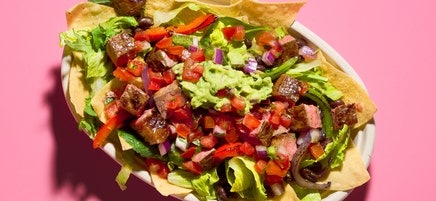 Chipotle steak taco salad