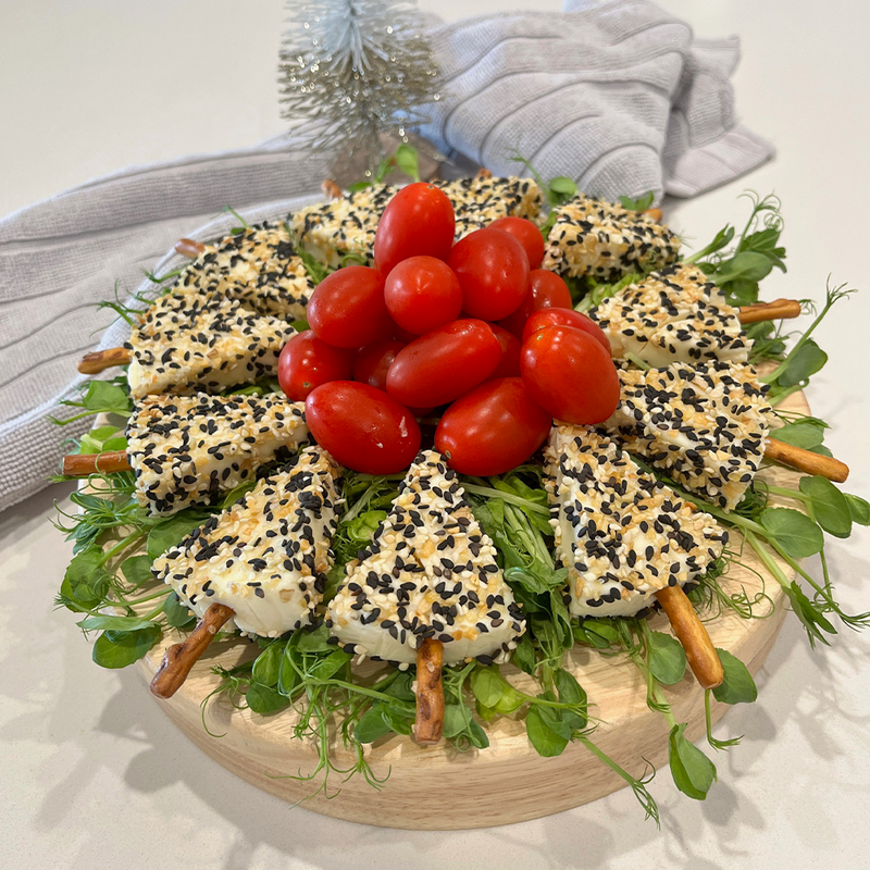 bagel crusted cheese triangles