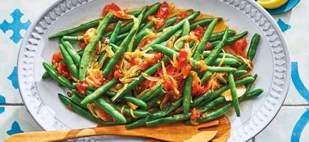 Haricots verts braisés à l’italienne au citron et aux tomates
