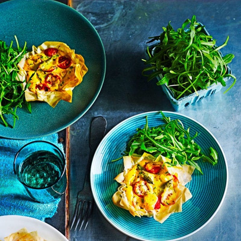 Photo de Tartes d’été aux asperges et aux tomates cerises par WW