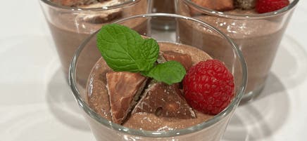 Anna's chocolate chia puddings