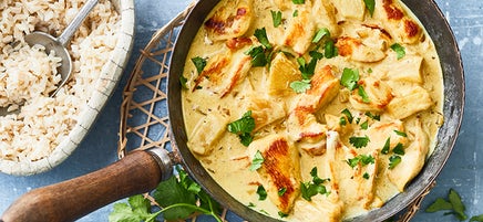 Hähnchen-Ananas-Curry mit Reis