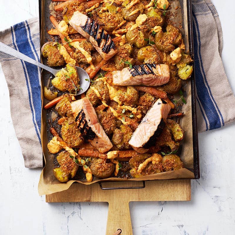 ViktVäktarna - Krossad potatis med grillad lax och ajvaryoghurt