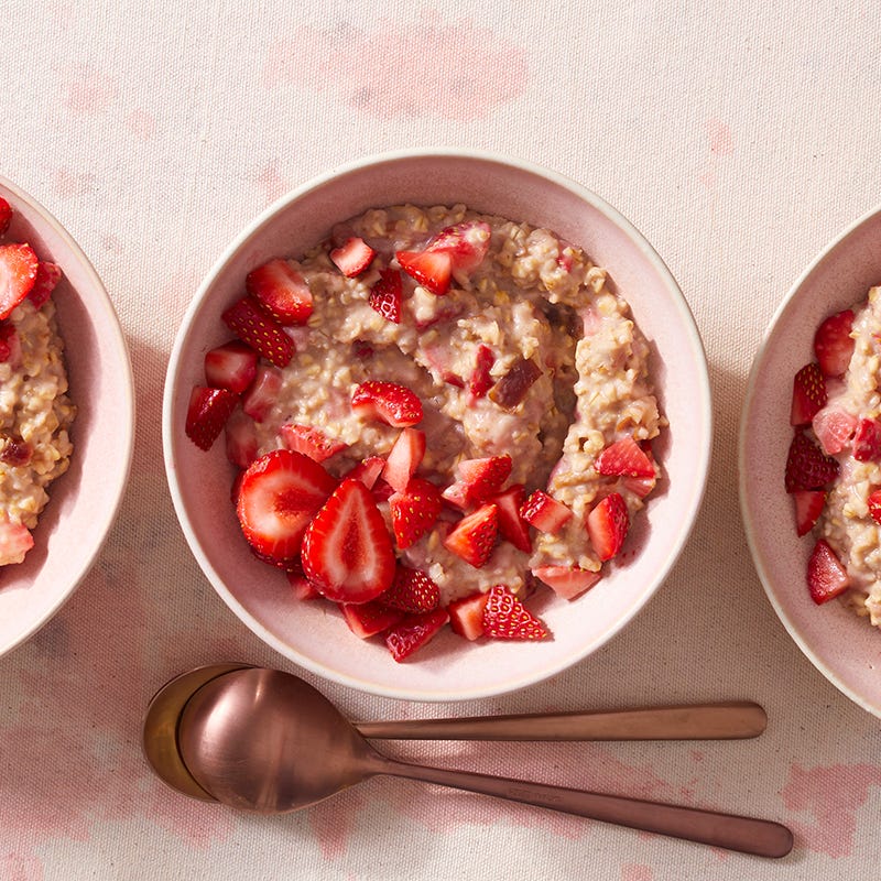 ViktVäktarna - Steel cut oats med dadlar och jordgubbar