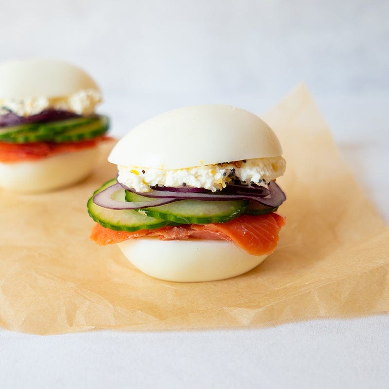 Foto van Sandwich van ei met gerookte zalm door WW