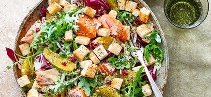 Knuspersalat mit Radicchio und Lachs