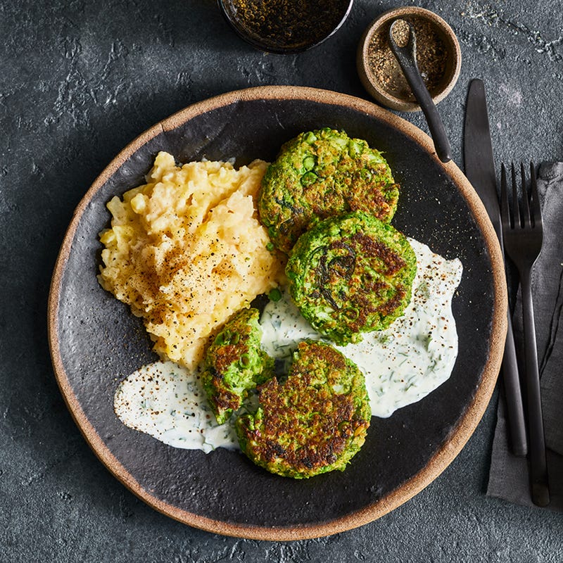 Grüne Buletten mit Petersiliensauce