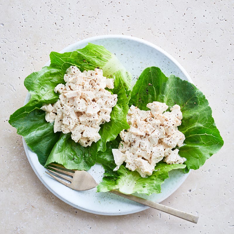 Salatschiffchen/Salatwrap mit Hähnchensalat