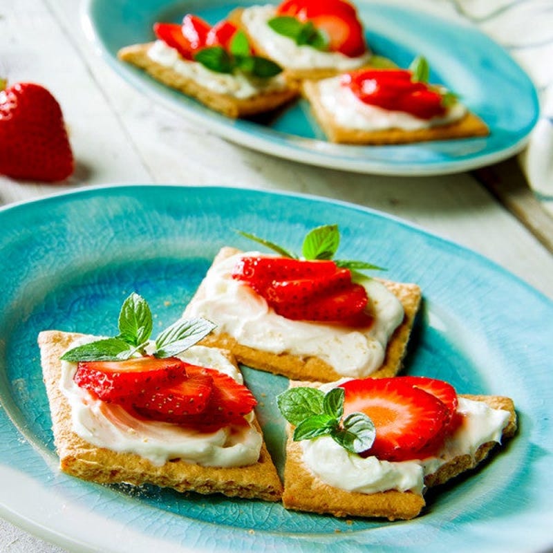 Photo de Biscuits Graham aux fraises et à la crème par WW