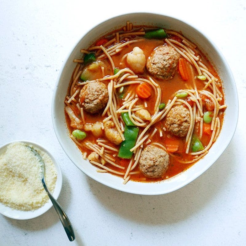 Photo de Soupe aux spaghettis et boulettes de viande à la mijoteuse par WW