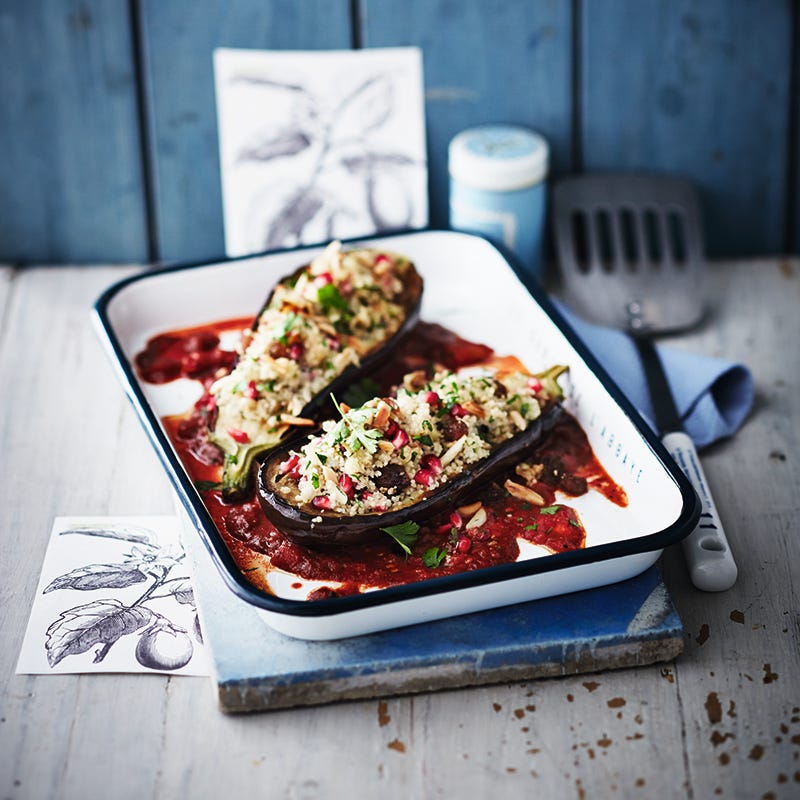 Aubergine fylld med couscous, russin och mandel