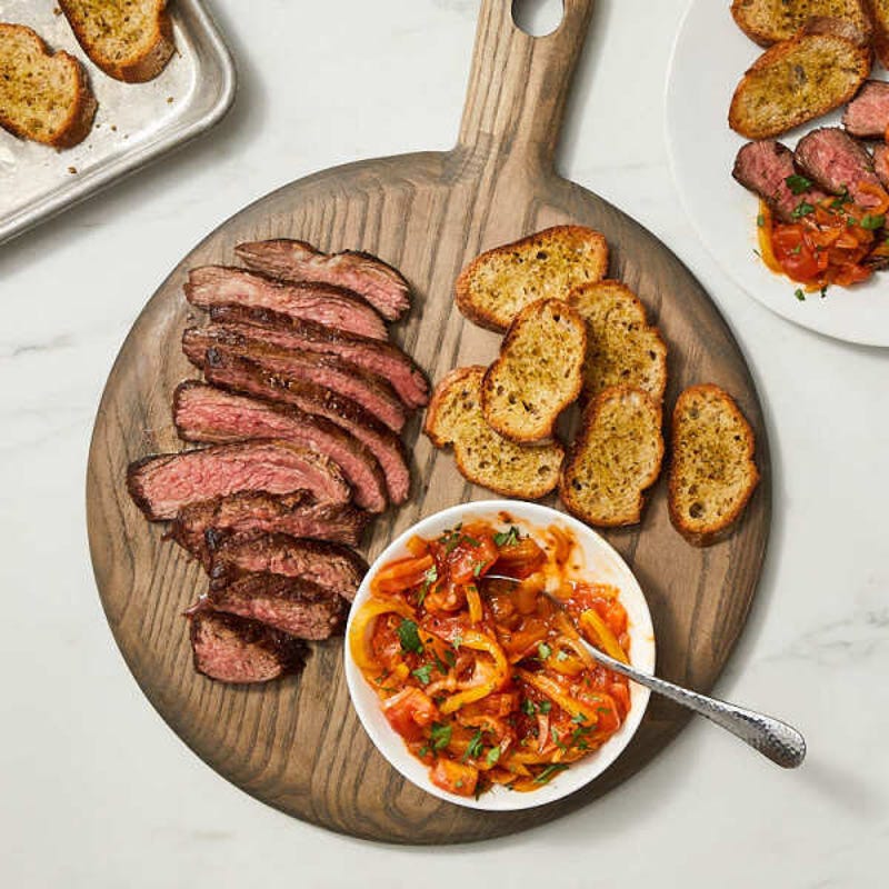 Photo of Steak pizzaiola with garlic toasts by WW