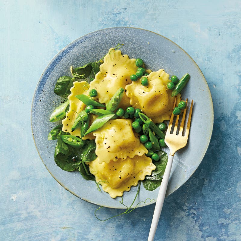 One-pot pea ravioli