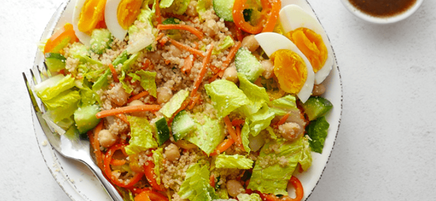 Chickpea and quinoa salad bowl