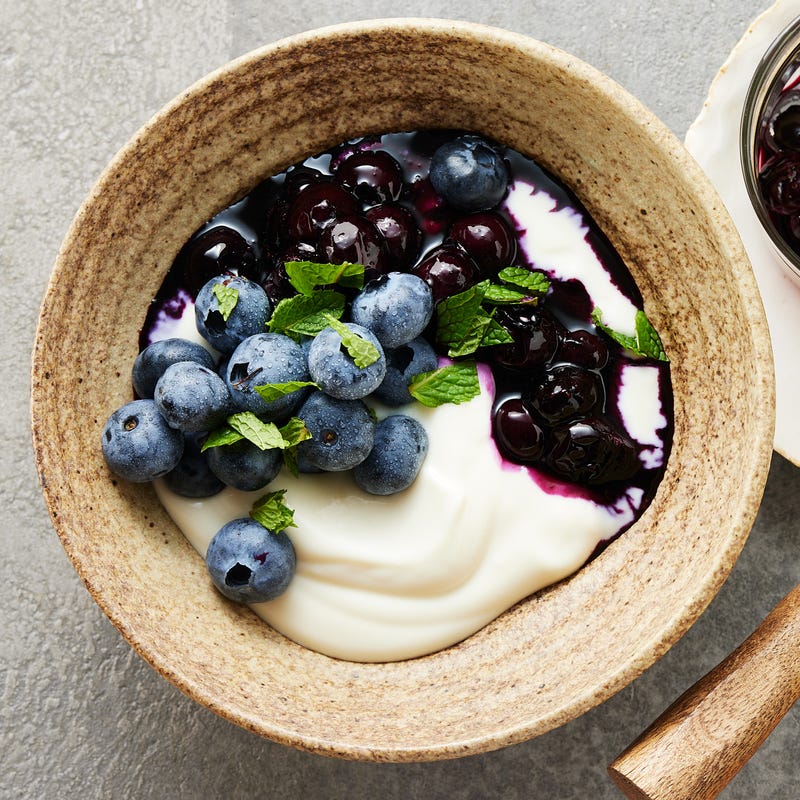 Sojajoghurt mit Heidelbeerkompott