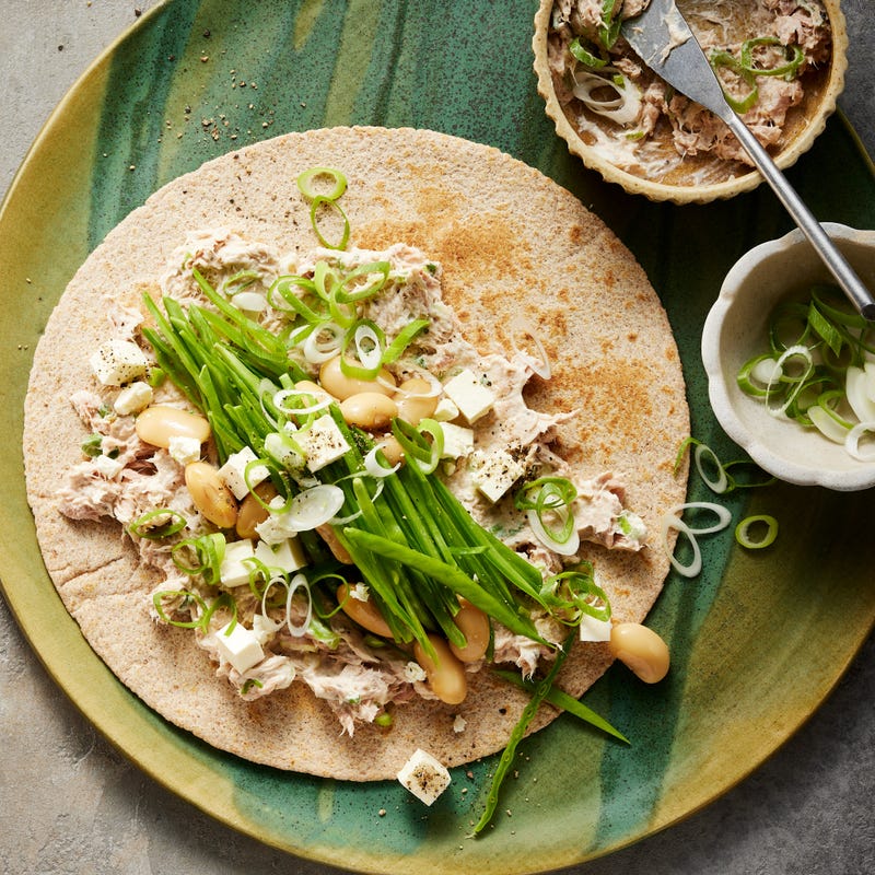 Thunfisch-Bohnen-Wrap mit Feta