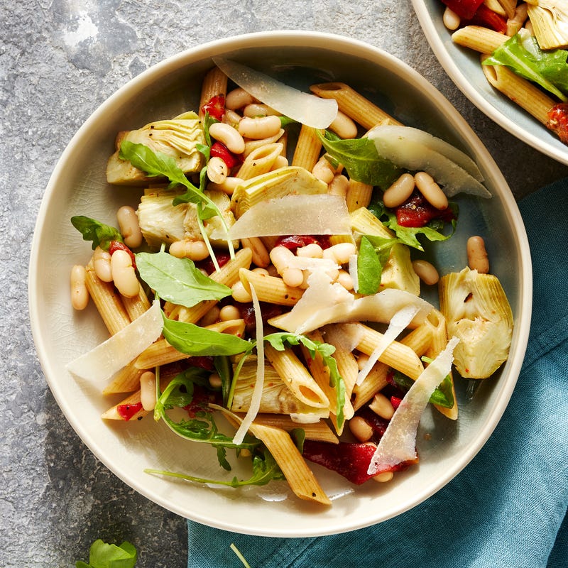 Nudelsalat mit Artischocken und Parmesan