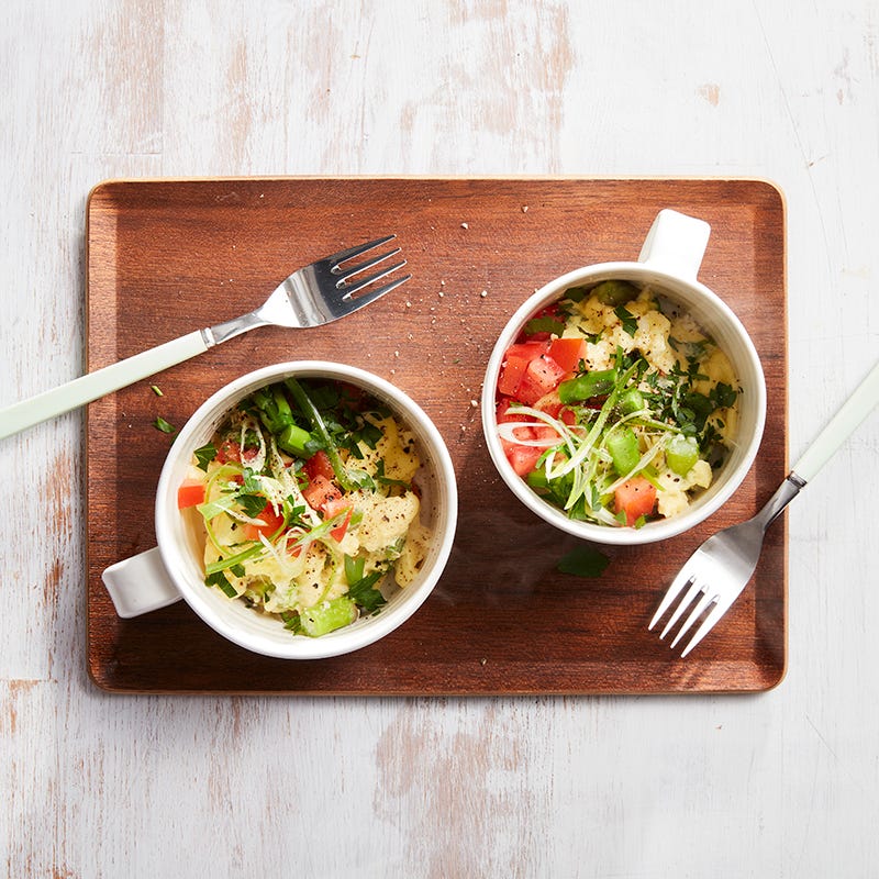 Veggie & egg coffee-cup scramble