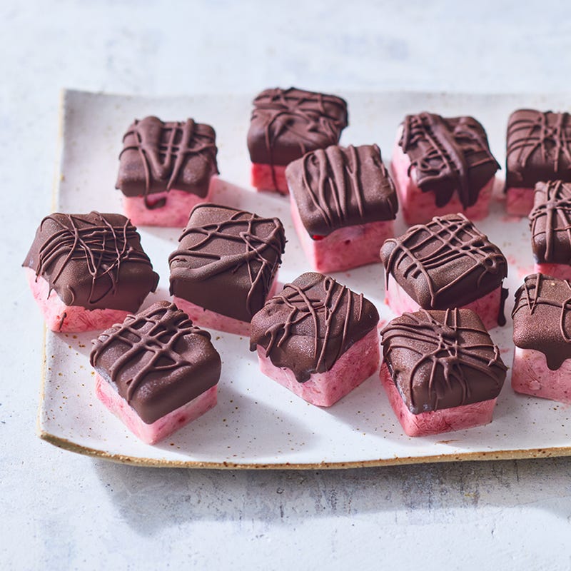 Joghurt-Beeren-Eiskonfekt